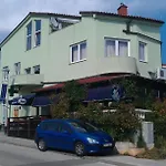 Διαμέρισμα Paradiso Πούλα